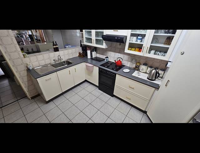 3 BEDROOM HOUSE FOR SALE IN CASHAN
